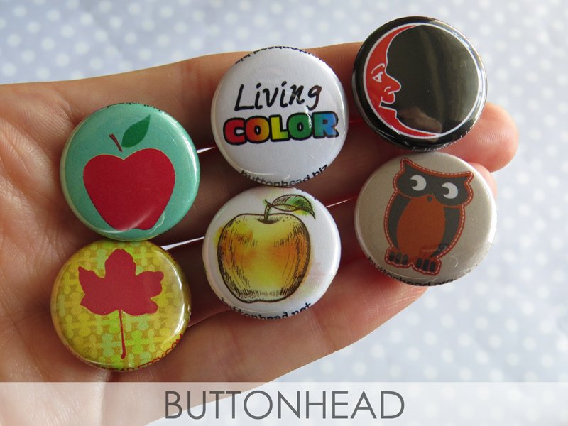 september-2010-2015-button-freebies-5